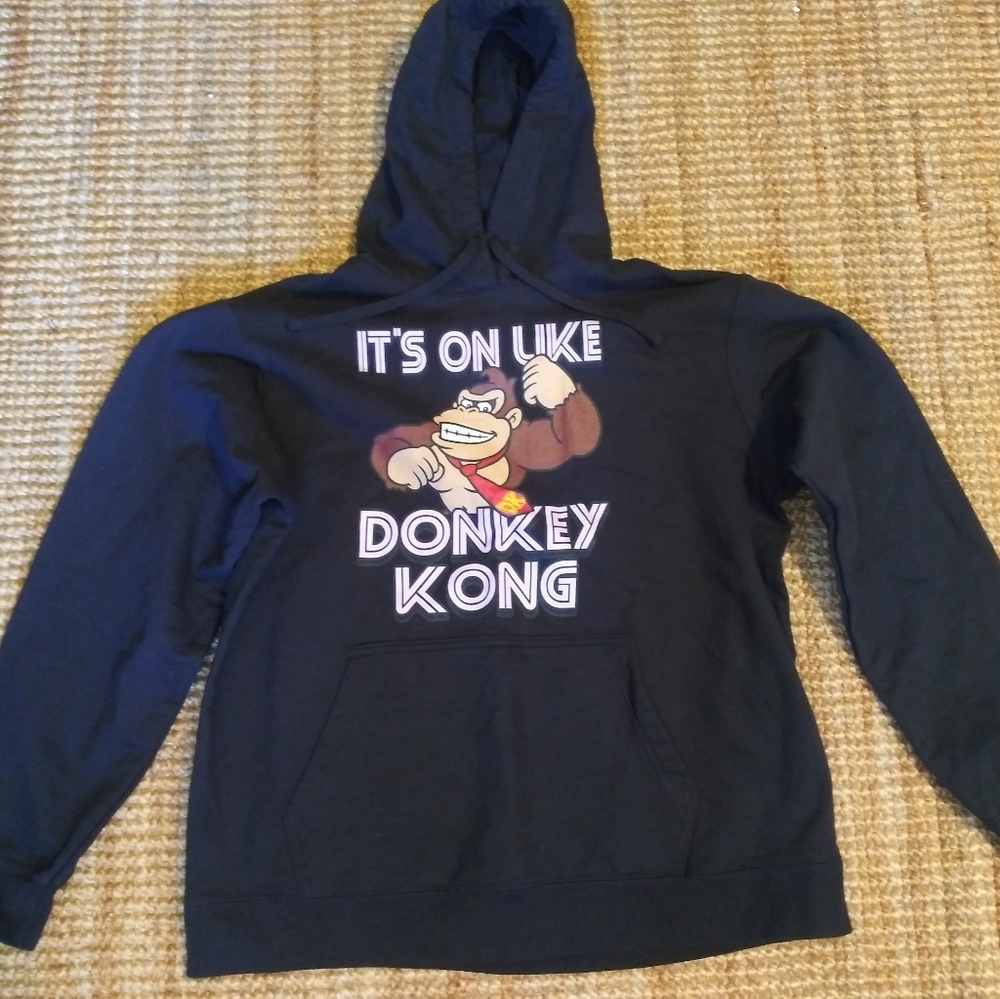  Donkey Kong "It's On Like Donkey Kong " Black Pullover Hoodie Youth Size Large